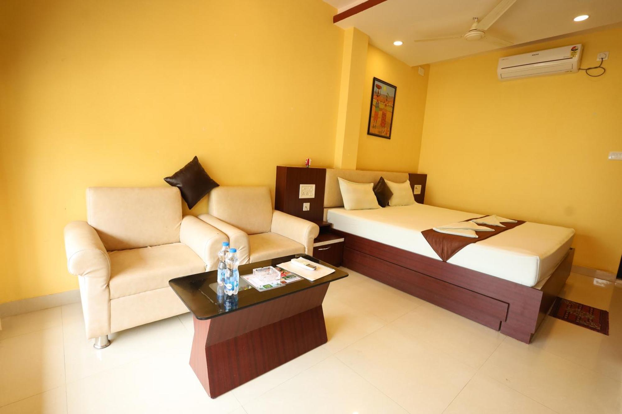 Golden View Resort And Restaurant Tajpur Екстер'єр фото