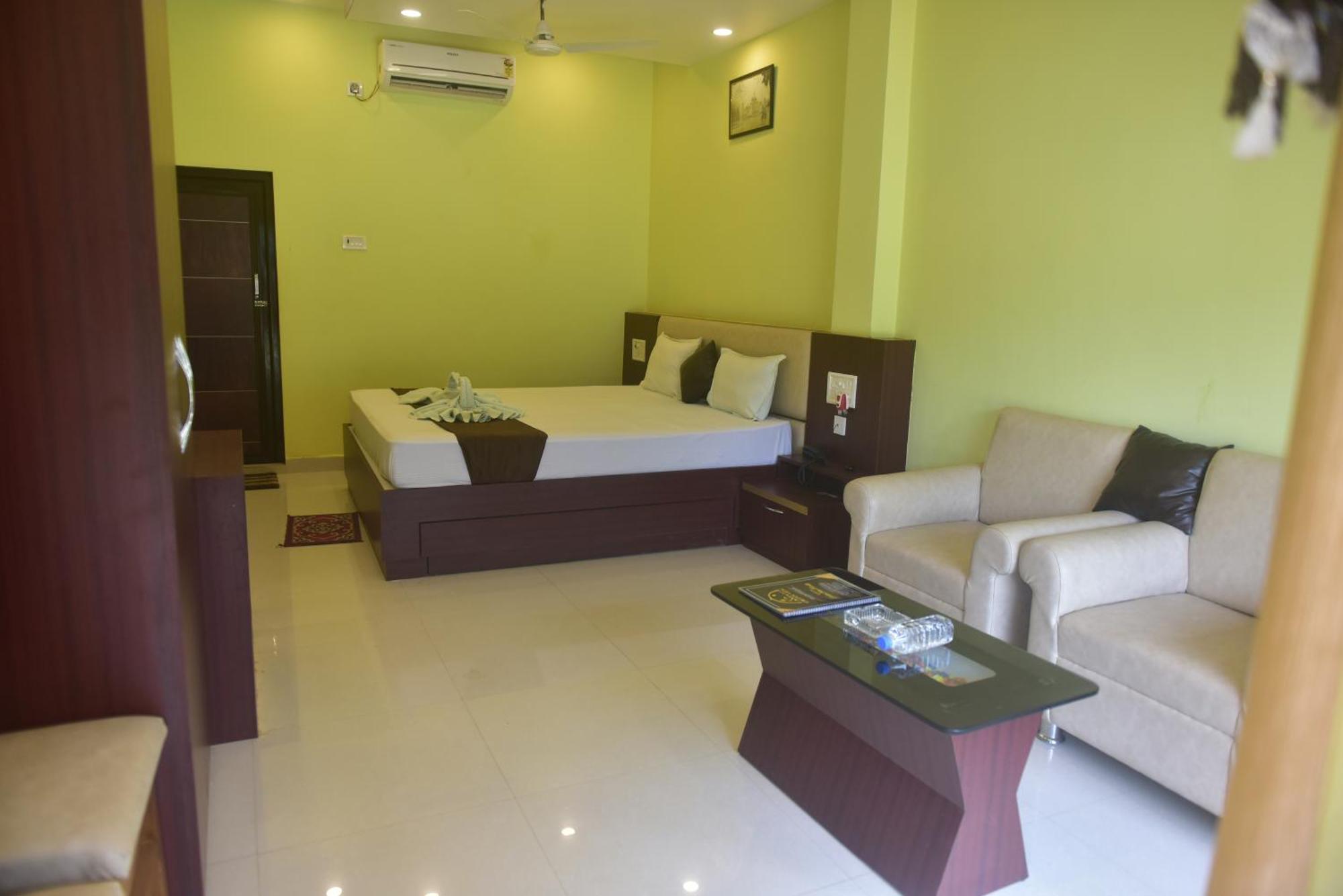 Golden View Resort And Restaurant Tajpur Екстер'єр фото