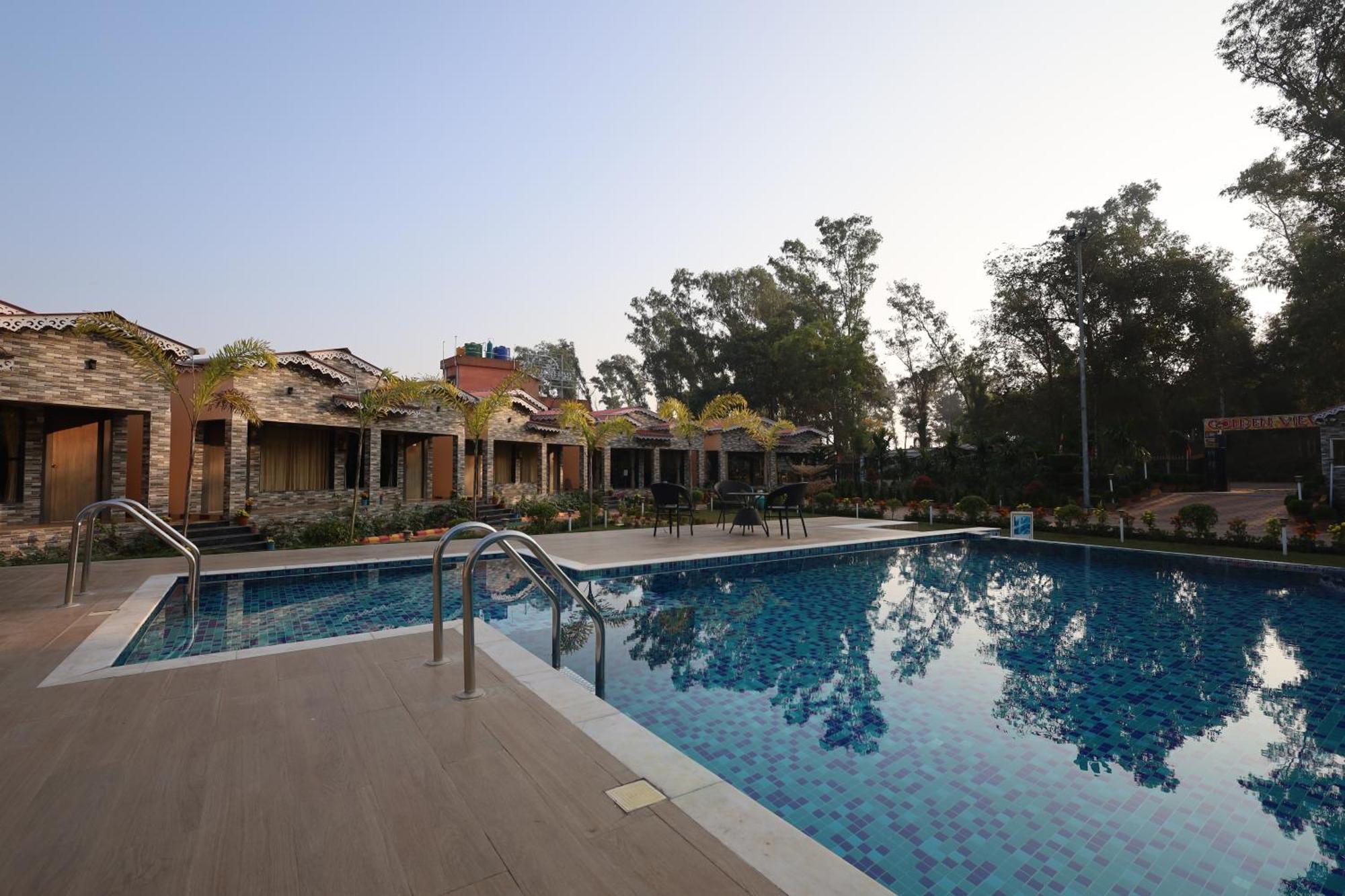 Golden View Resort And Restaurant Tajpur Екстер'єр фото