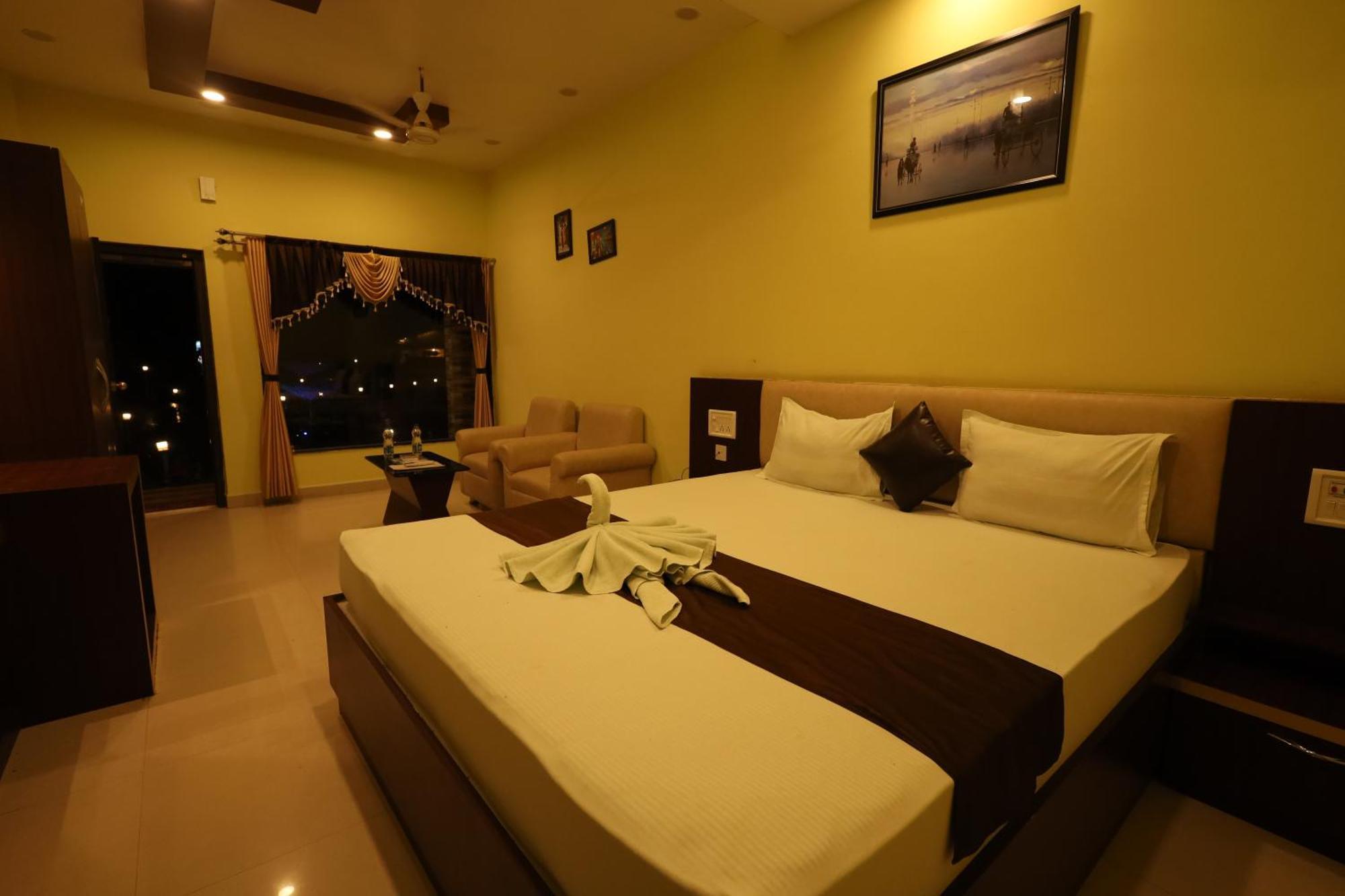 Golden View Resort And Restaurant Tajpur Екстер'єр фото