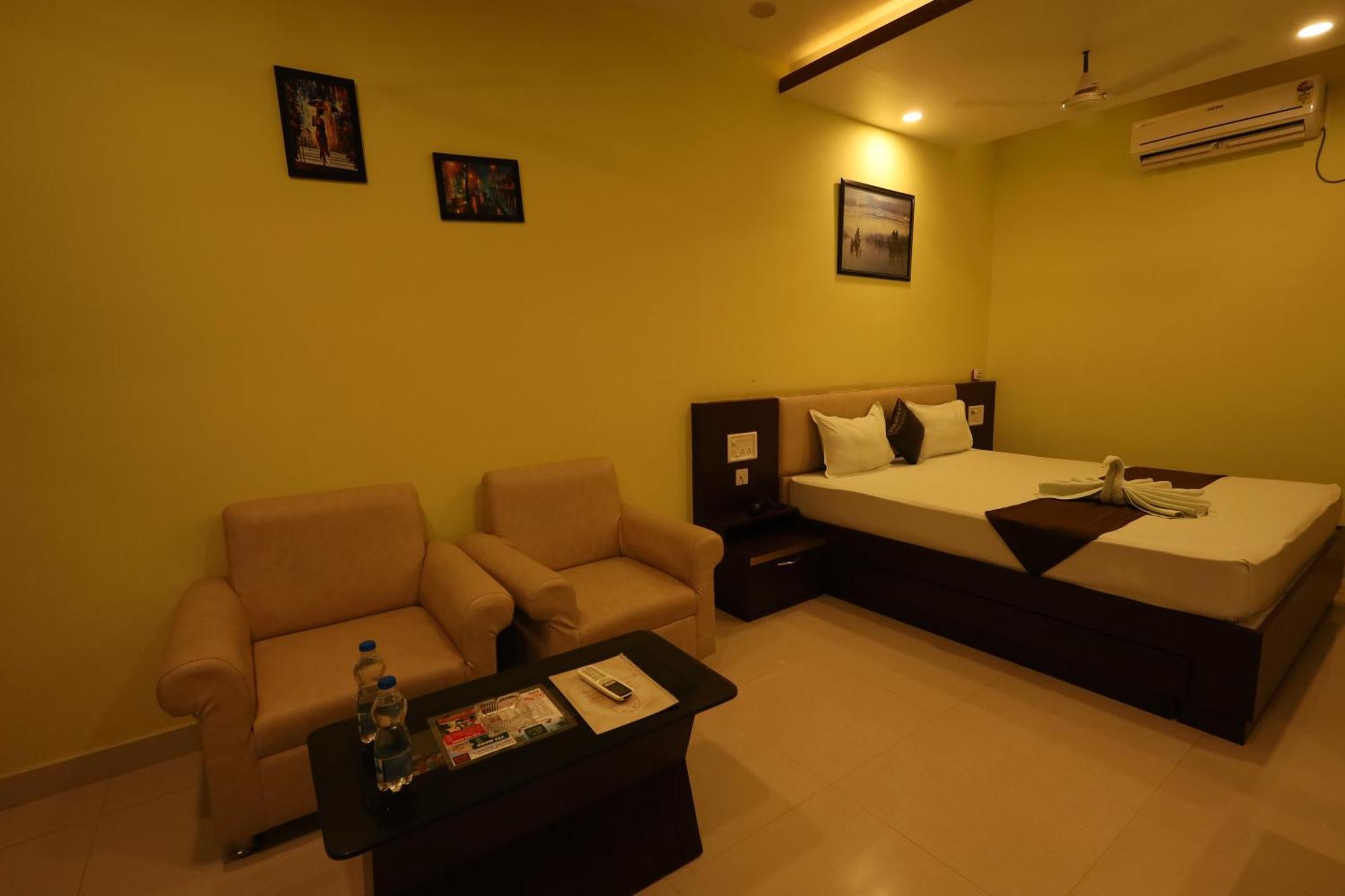 Golden View Resort And Restaurant Tajpur Екстер'єр фото